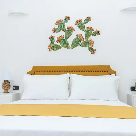 Relais Ruggiero Bed & Breakfast Le Castella  Exterior photo